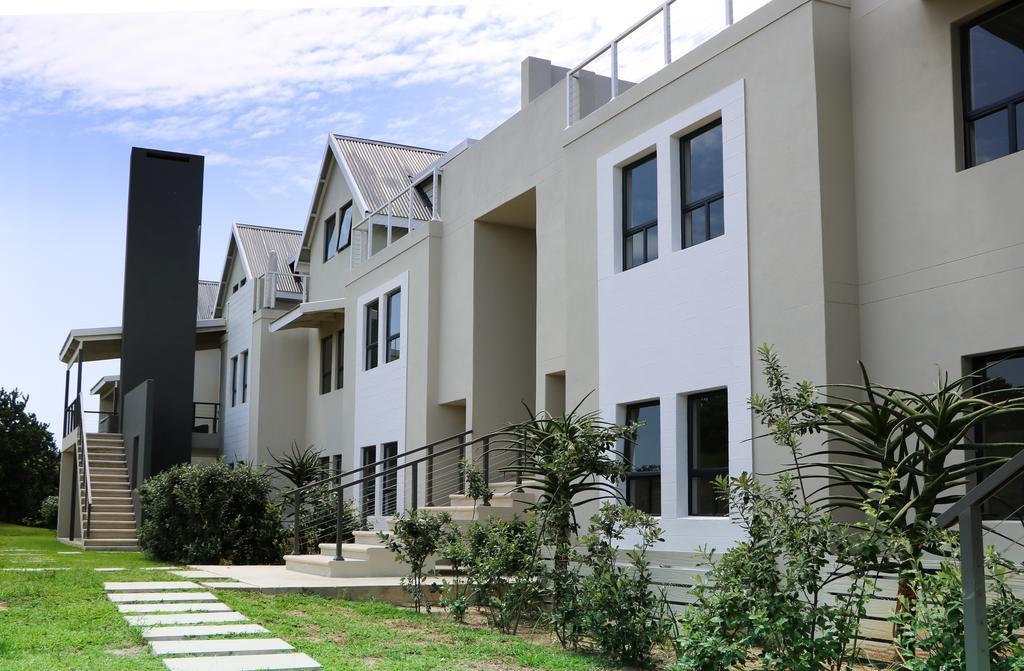 Apartments On The Eighteenth At Prince'S Grant Golf Estate Blythedale Beach Екстер'єр фото