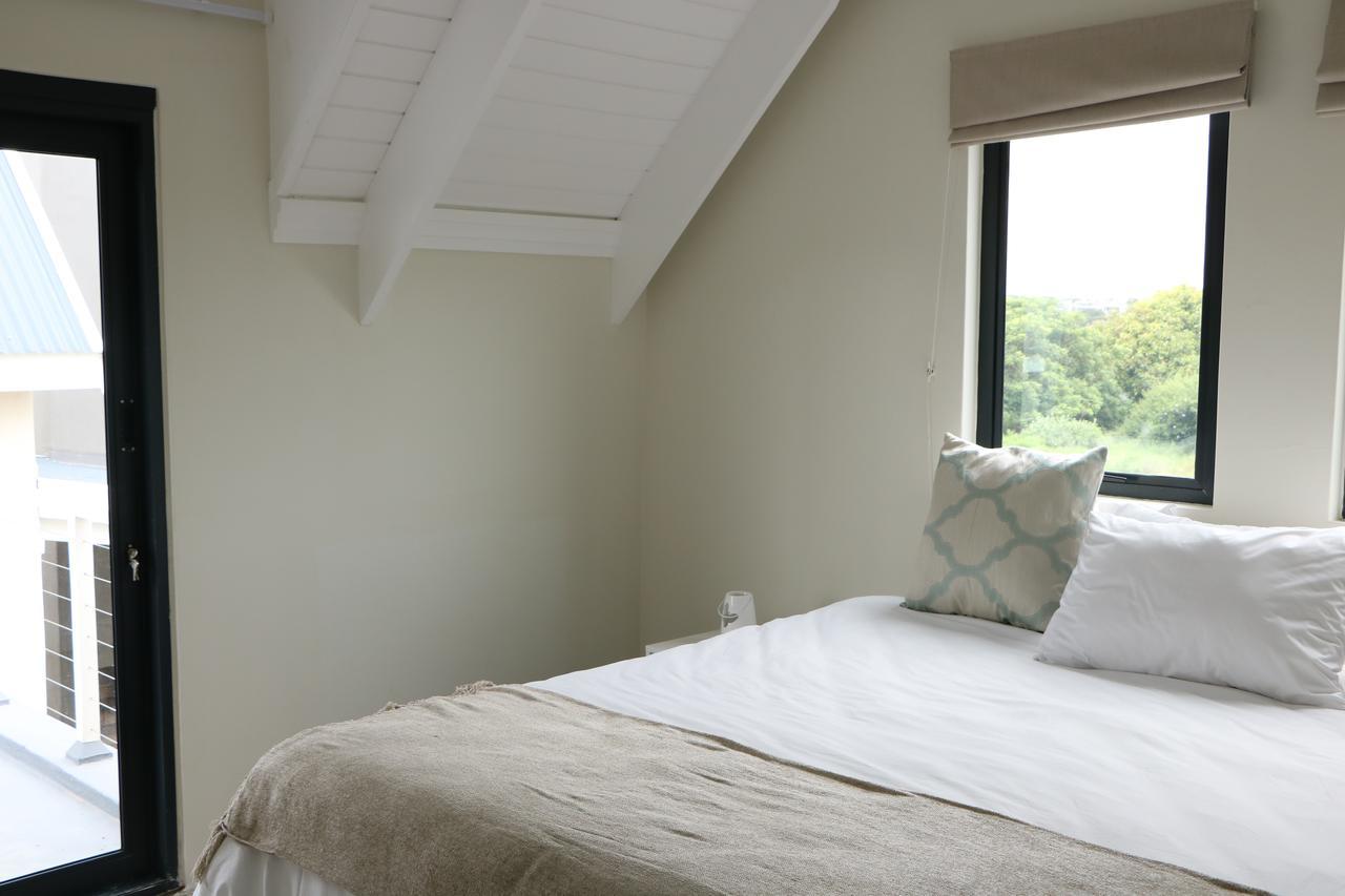 Apartments On The Eighteenth At Prince'S Grant Golf Estate Blythedale Beach Екстер'єр фото